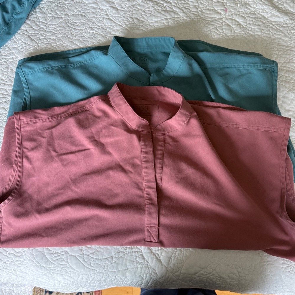 FIGS Scrub Lot 4 Pc Large Yola Pants Sleeveless Tops Pink + Teal Medical 2 sets - Picture 2 of 12